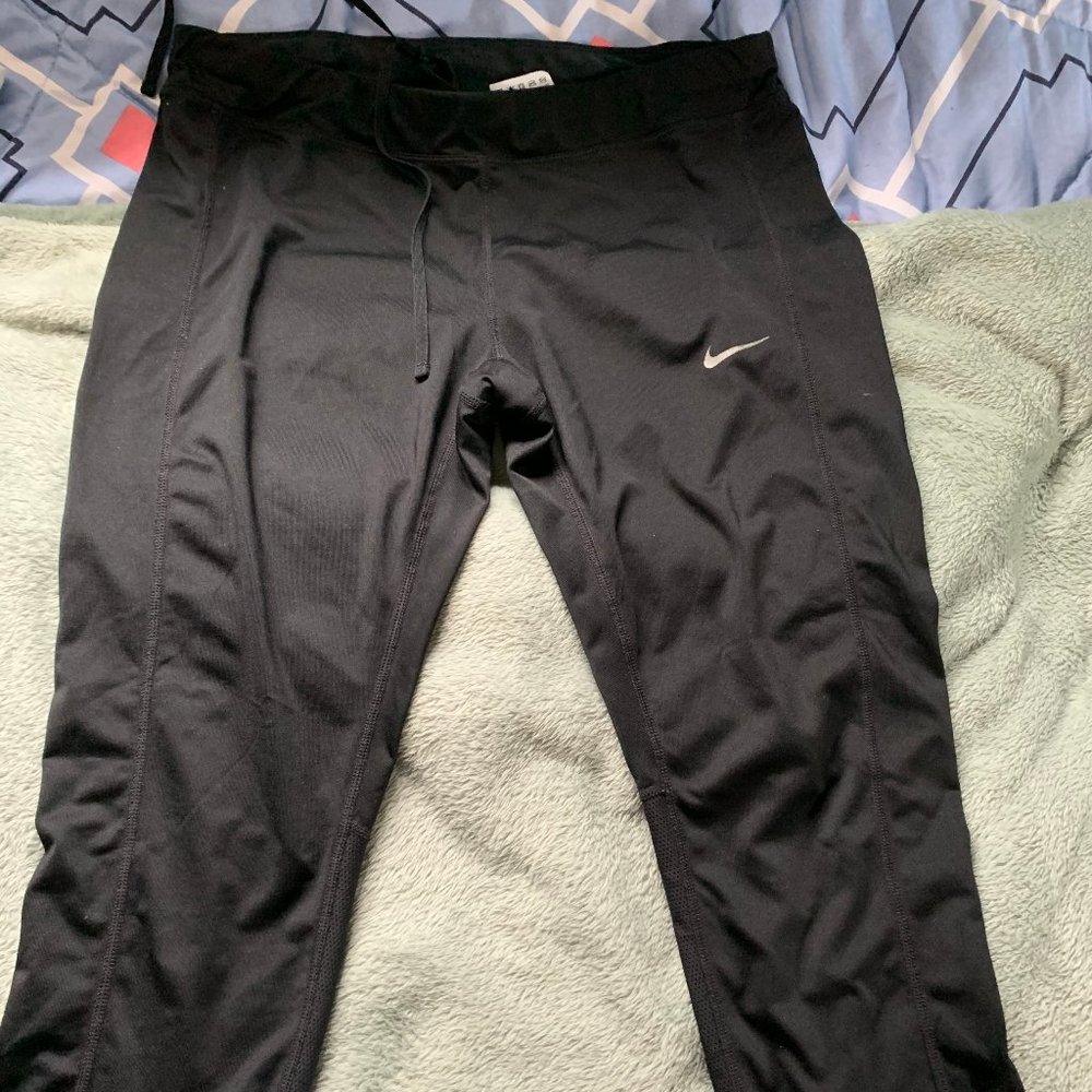 Womens Nike 3/4 Crop leggings